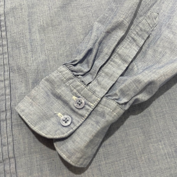 GAP Fitted Boyfriend Stripes Ruffle Long Sleeve Button Up Shirt Blue Sz Medium - Picture 4 of 8